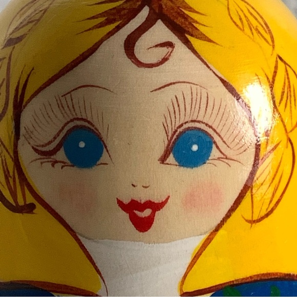 Hand-Painted Russian Nesting Dolls Matryoshka Stacking 6" Tall set of 6 yellow - Picture 7 of 15